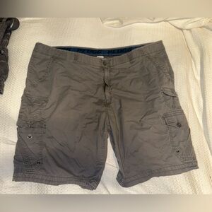 Plugg Men's Gray Cargo Shorts